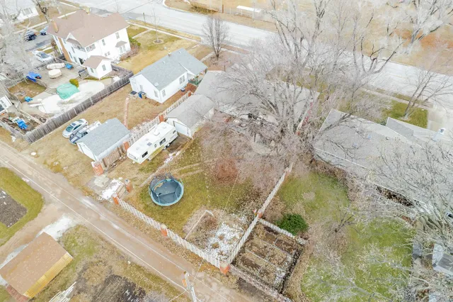 $210,000 | 413 North Madison Avenue, Sedgwick, KS 67135