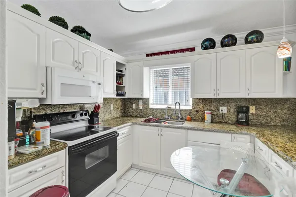 $400,000 | 7456 West 34th Court, Hialeah, FL 33018