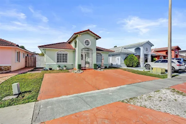 $400,000 | 7456 West 34th Court, Hialeah, FL 33018