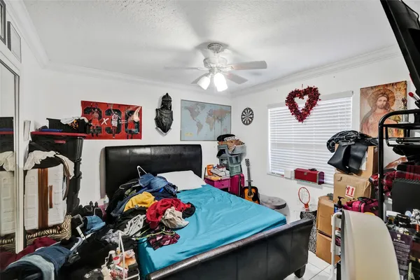 $400,000 | 7456 West 34th Court, Hialeah, FL 33018