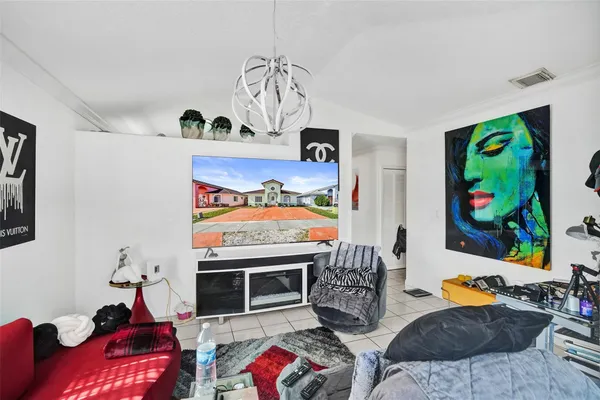 $400,000 | 7456 West 34th Court, Hialeah, FL 33018