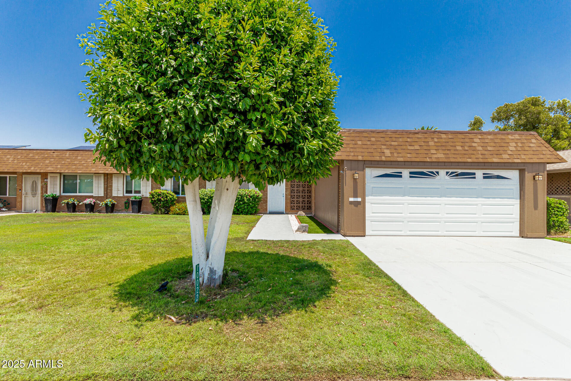 10022 West Mountain View Road Sun City, AZ 85351 - Photo 2 of 32 2 - Augusta 18912