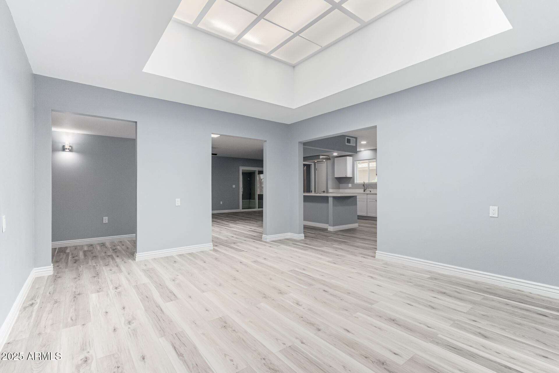 10022 West Mountain View Road Sun City, AZ 85351 - Photo 5 of 32 5 - Augusta 18912