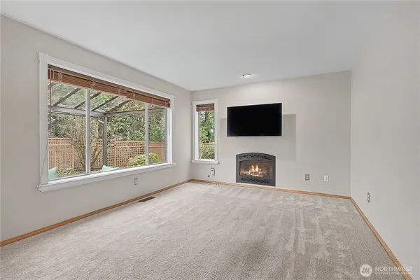 $1,014,990 | 5510 151st Place Southeast, Everett, WA 98208