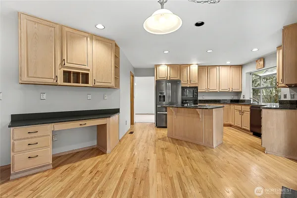 $1,014,990 | 5510 151st Place Southeast, Everett, WA 98208