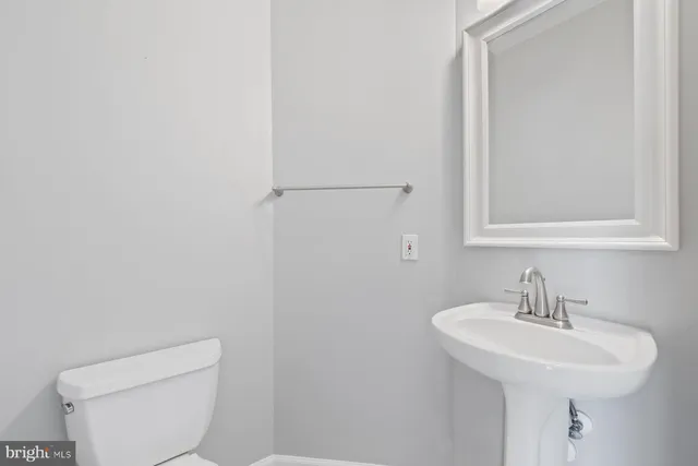 $648,700 | 2857 Myrtlewood Drive, Dumfries, VA 22026