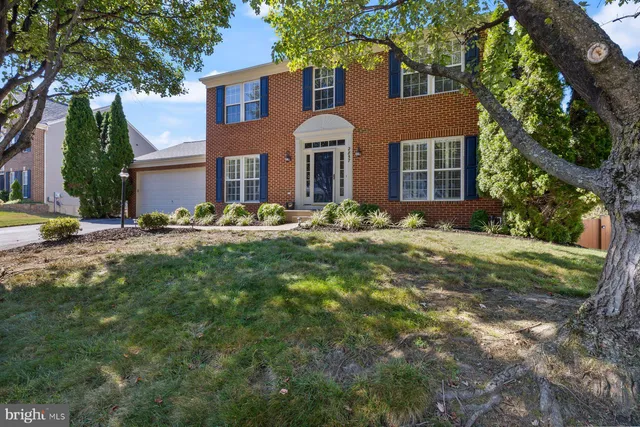 $648,700 | 2857 Myrtlewood Drive, Dumfries, VA 22026