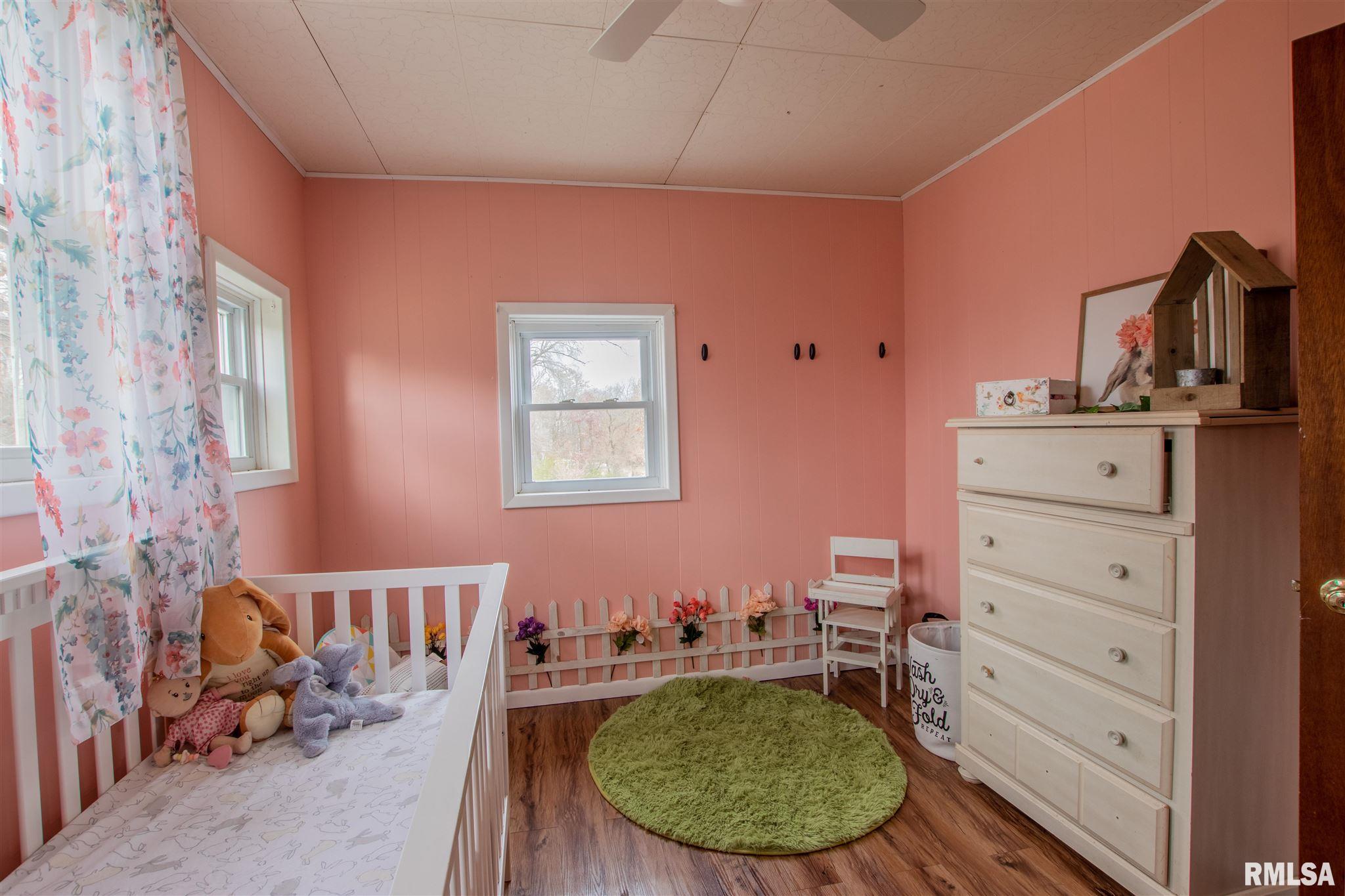 607 East High Street Manito, IL 61546 - Photo 23 of 34