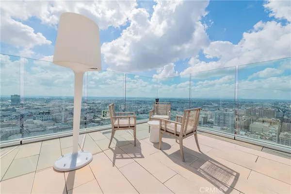 $2,800 | 400 South Broadway, Unit 1414, Los Angeles, CA 90013