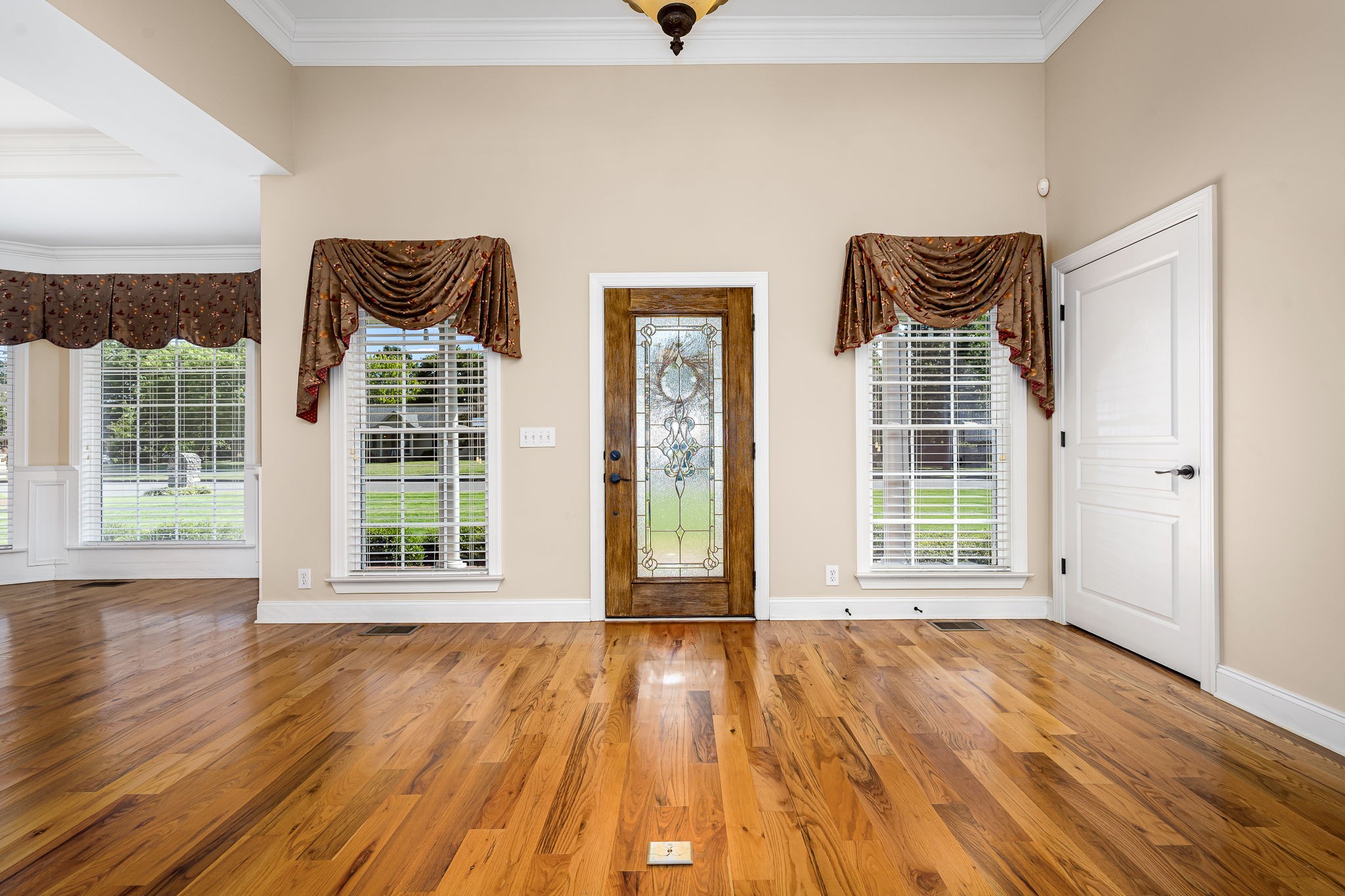 2101 Stratford Road Murfreesboro, TN 37129 - Photo 12 of 54 a view of empty room with wooden floor and fan