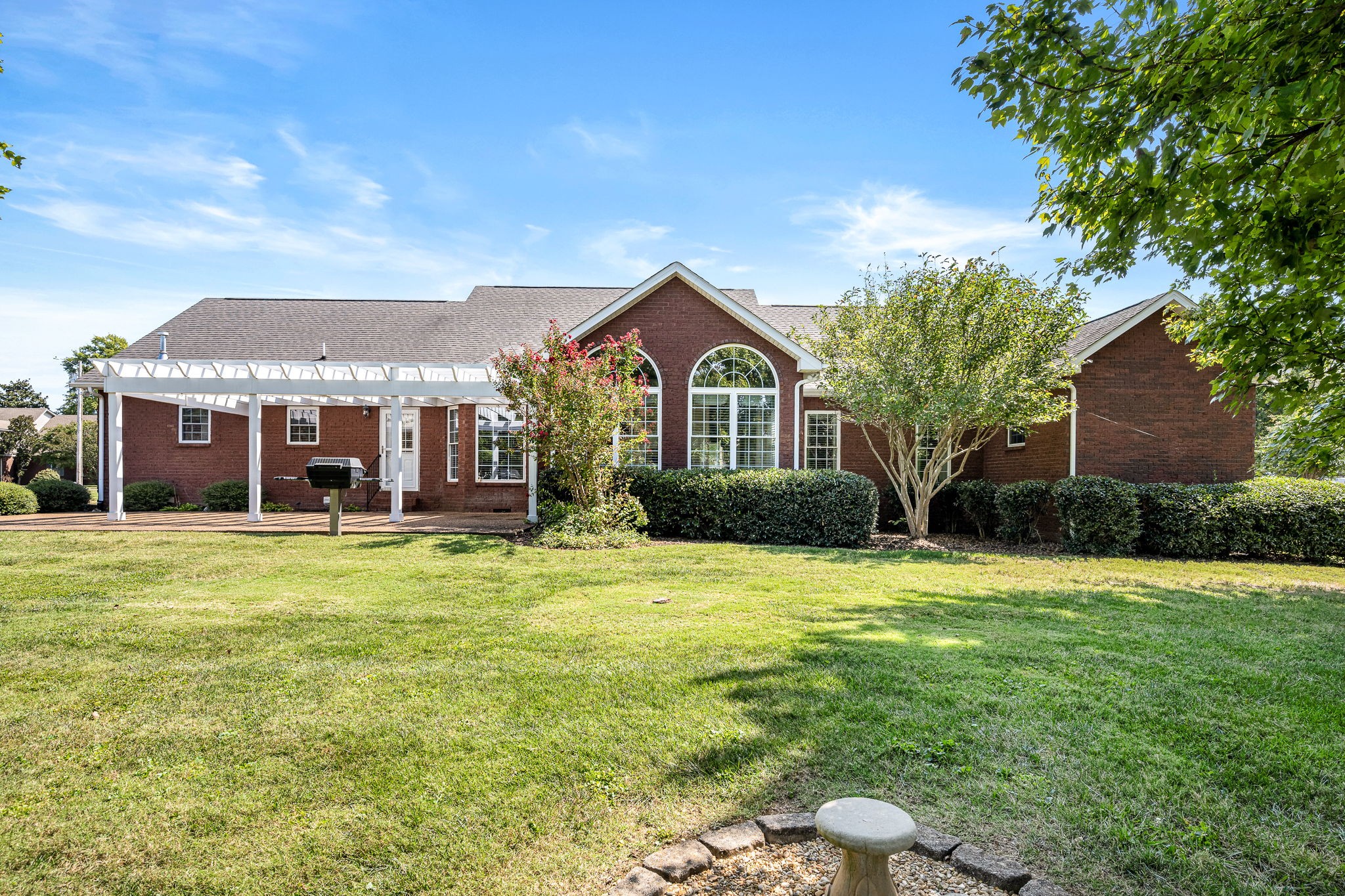 2101 Stratford Road Murfreesboro, TN 37129 - Photo 50 of 54 a front view of a house with a garden