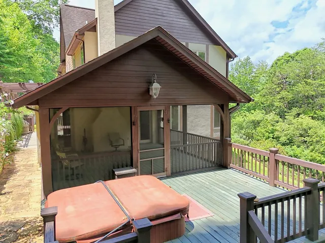 $649,900 | 251 Quail Cove Lane, Brasstown, NC 28902