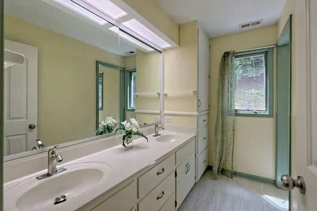 $649,900 | 251 Quail Cove Lane, Brasstown, NC 28902