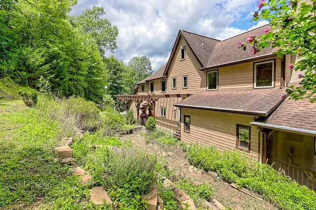 $649,900 | 251 Quail Cove Lane, Brasstown, NC 28902