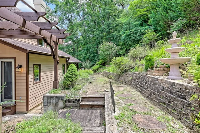 $649,900 | 251 Quail Cove Lane, Brasstown, NC 28902