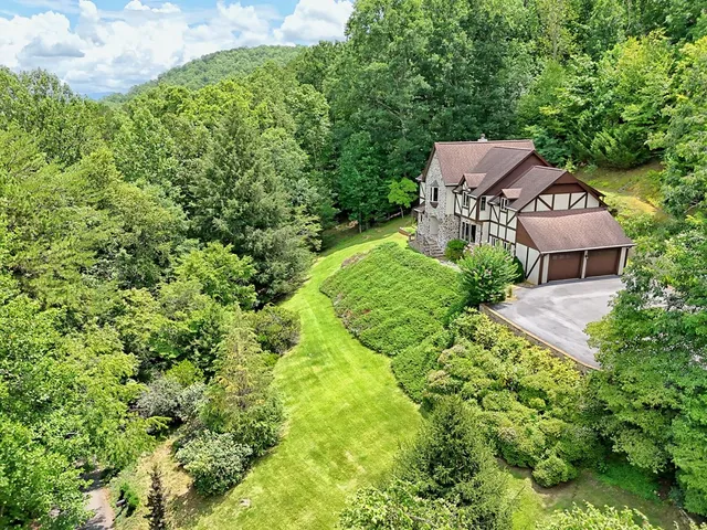 $649,900 | 251 Quail Cove Lane, Brasstown, NC 28902