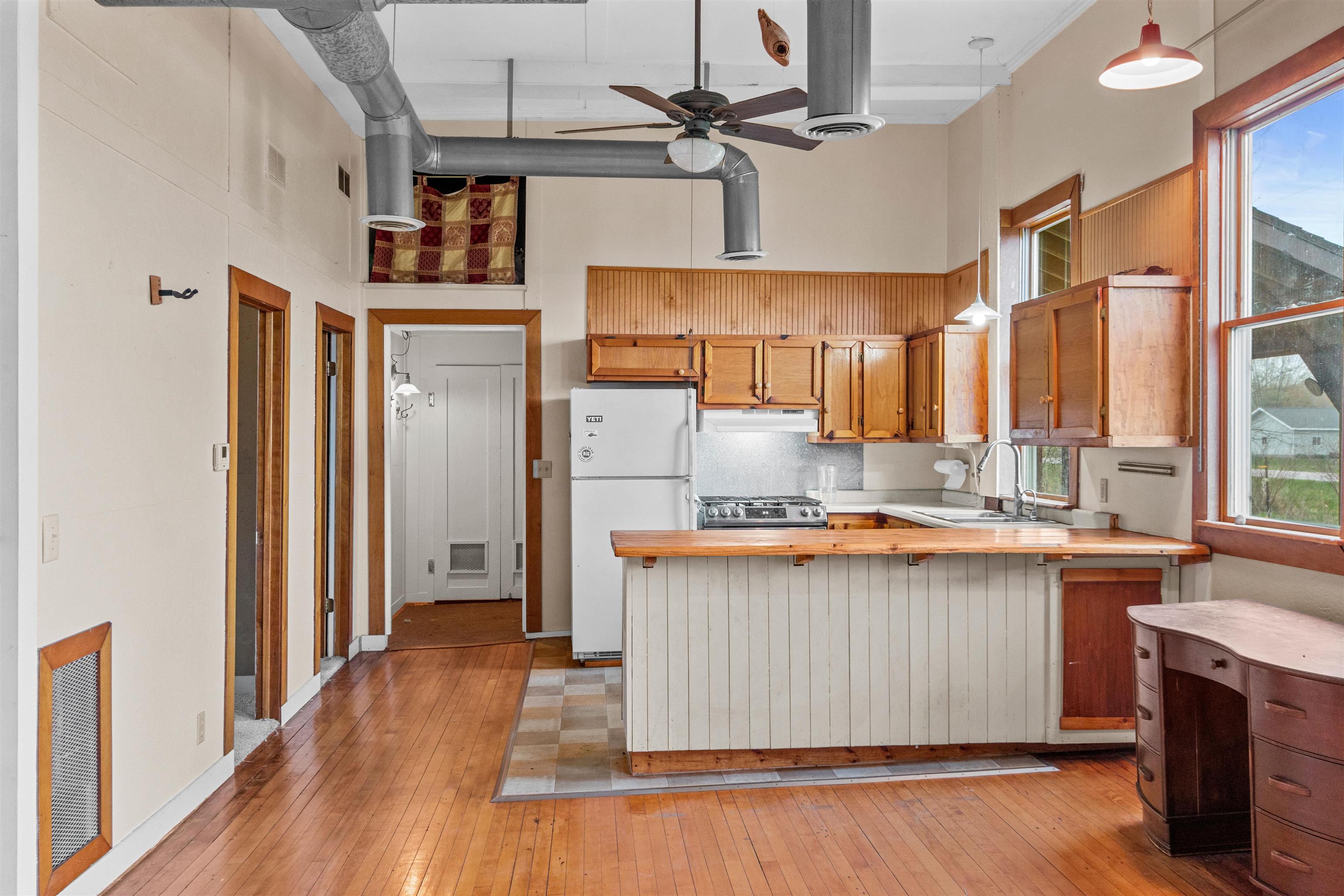 2596 County Rd M Stevens Point, WI 54481 - Photo 7 of 21