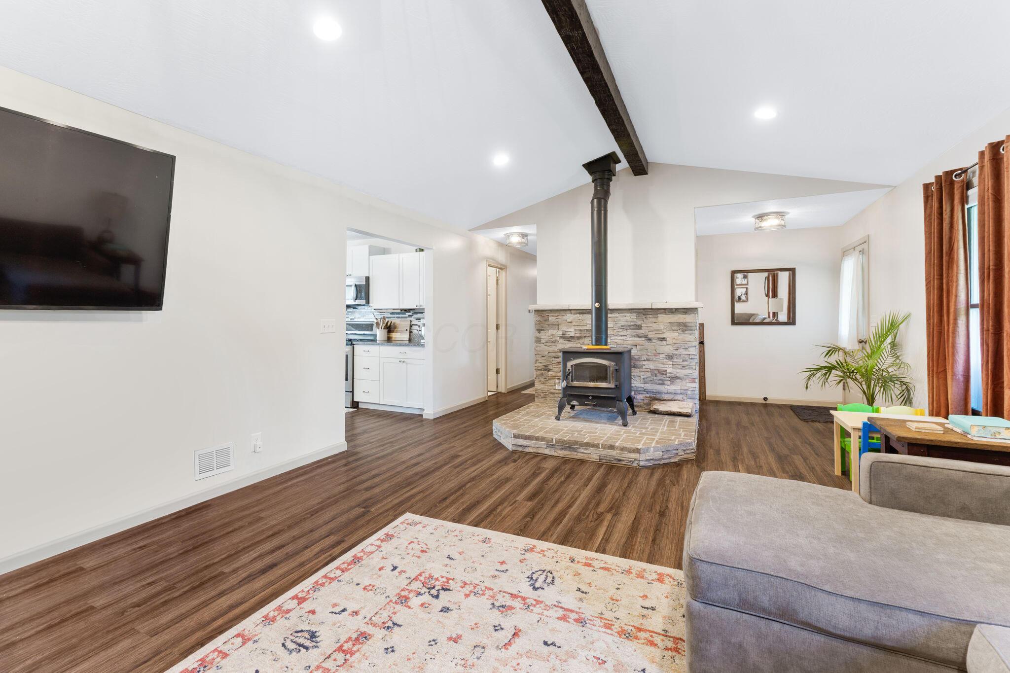 7559 Tucker Road Mount Vernon, OH 43050 - Photo 50 of 84 7559-Tucker-Rd-Interior-5
