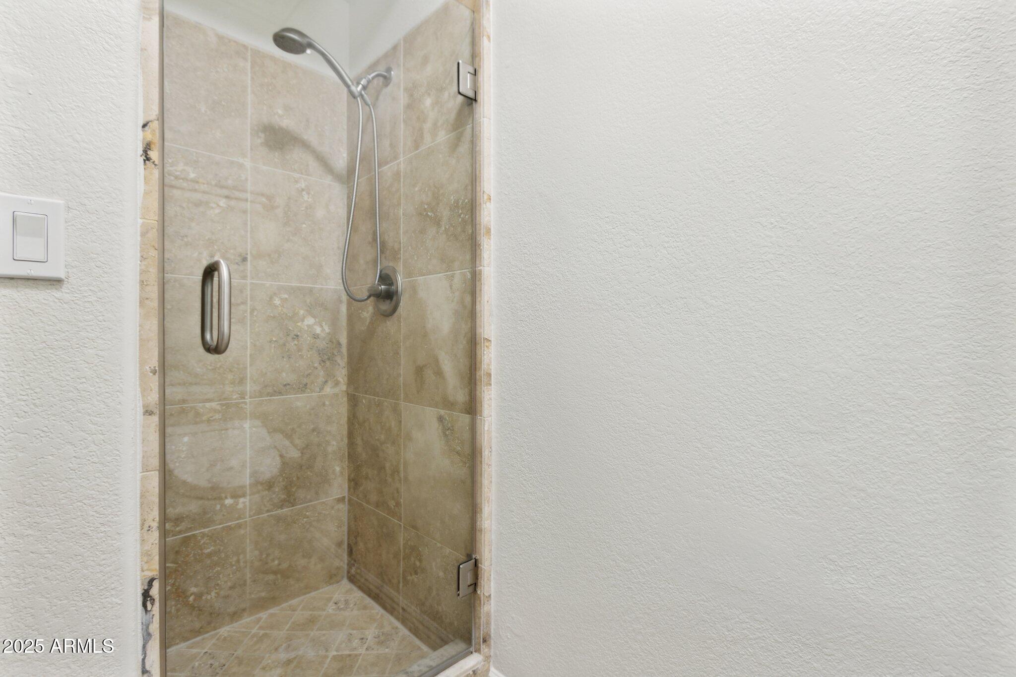 7710 East Gainey Ranch Road, Unit 229 Scottsdale, AZ 85258 - Photo 19 of 50 Master shower