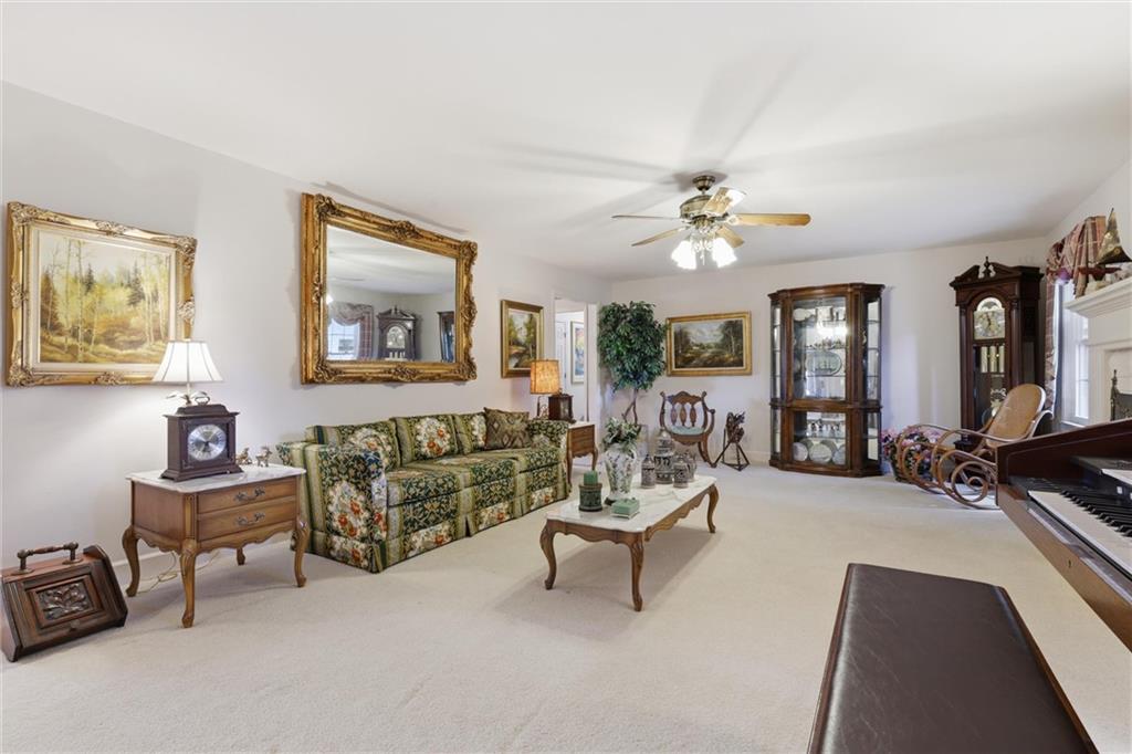 29585 Somerset Road Paola, KS 66071 - Photo 4 of 53