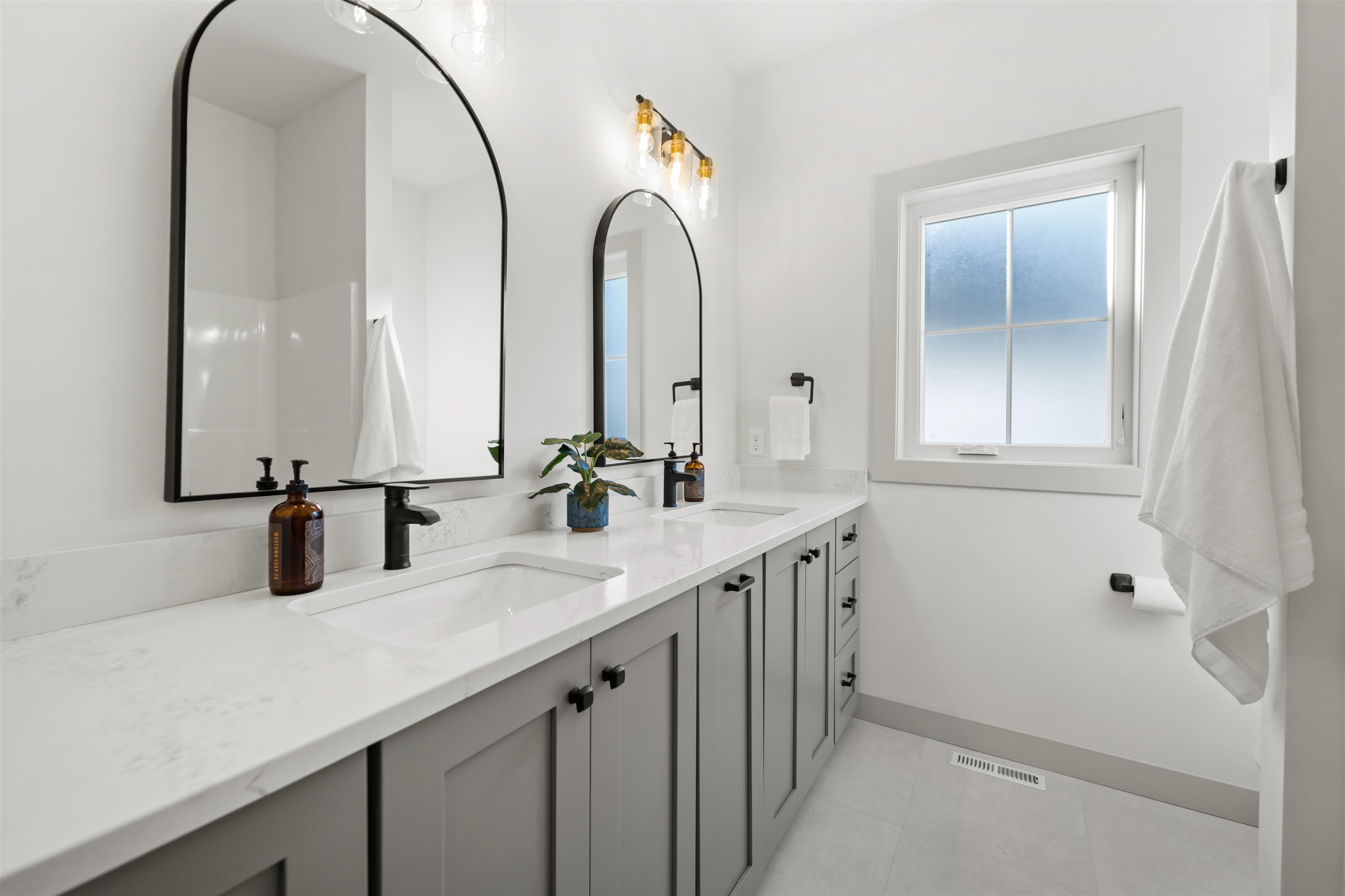 L138 Colton Sun Prairie Sun Prairie, WI 53590 - Photo 19 of 27