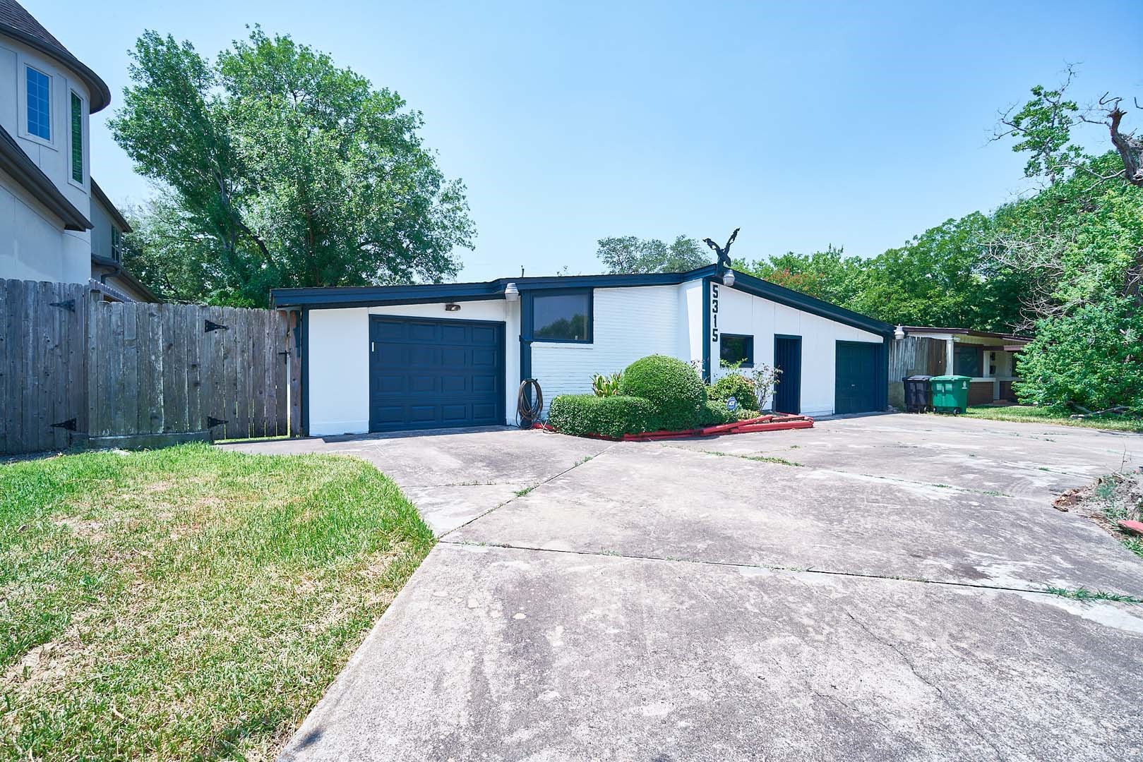 5315 Beechnut Street Houston, TX 77096 - Photo 16 of 16