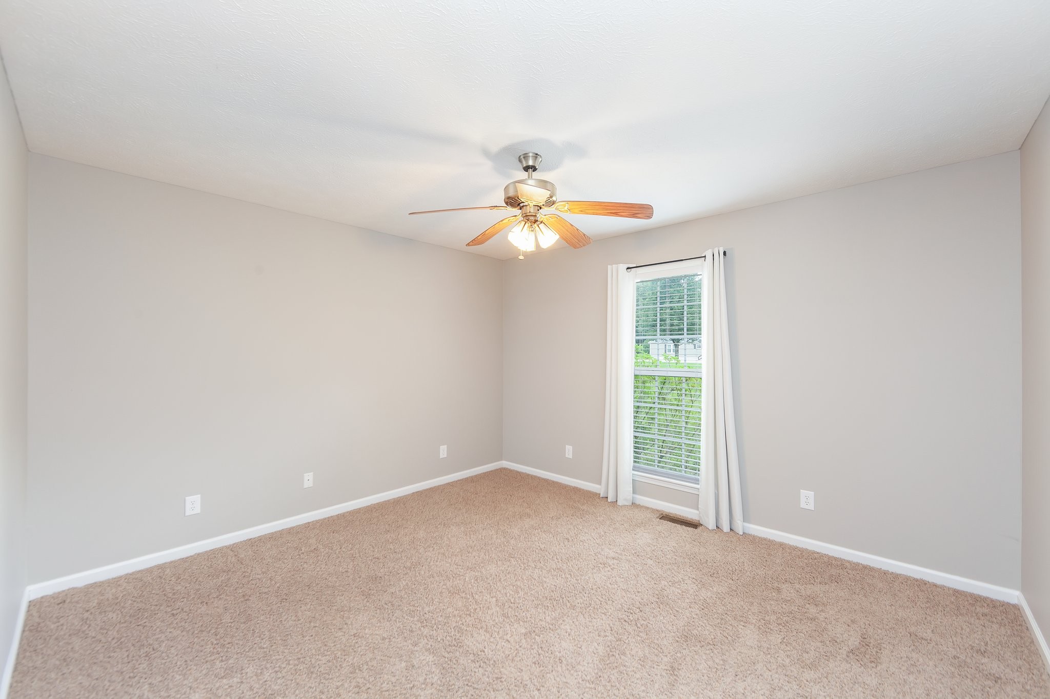 693 Post Oak Road Camden, TN 38320 - Photo 20 of 29 Gallery Image 20