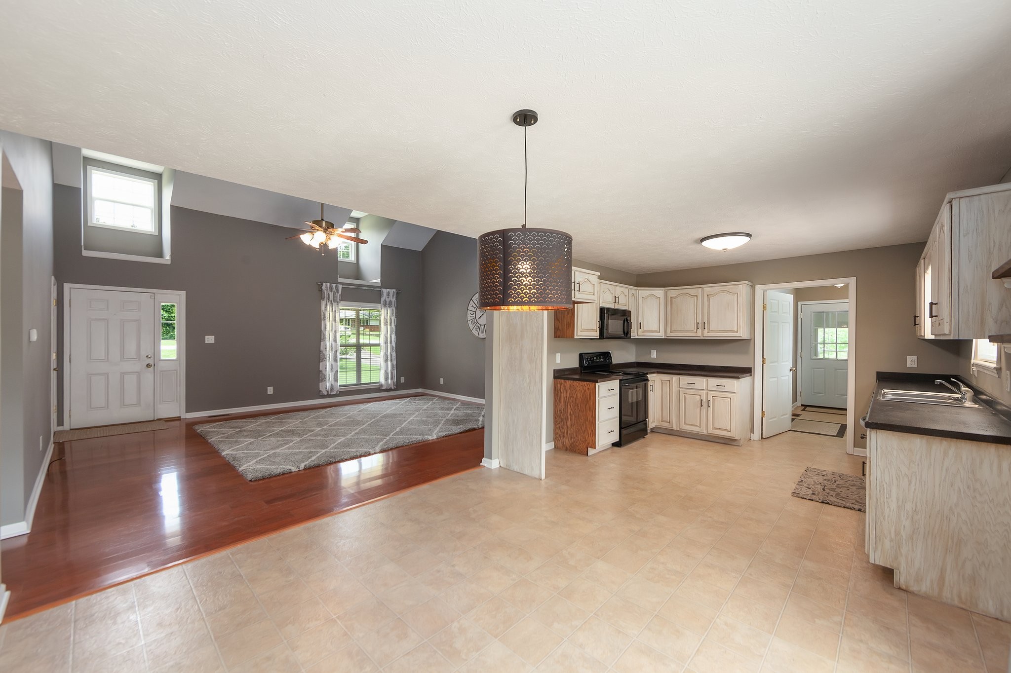 693 Post Oak Road Camden, TN 38320 - Photo 9 of 29 Gallery Image 9