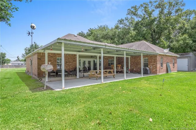 $545,000 | 710 1st Street, Lake Arthur, LA 70549