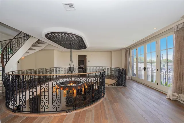 a view of entryway with wooden floor