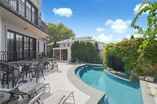 $3,600,000 | 86 Gaylord Drive South | Mill Basin