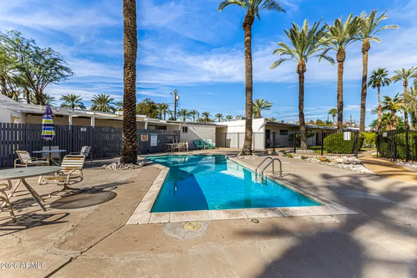 $319,900 | 1441 East Maryland Avenue, Unit 10, Phoenix, AZ 85014