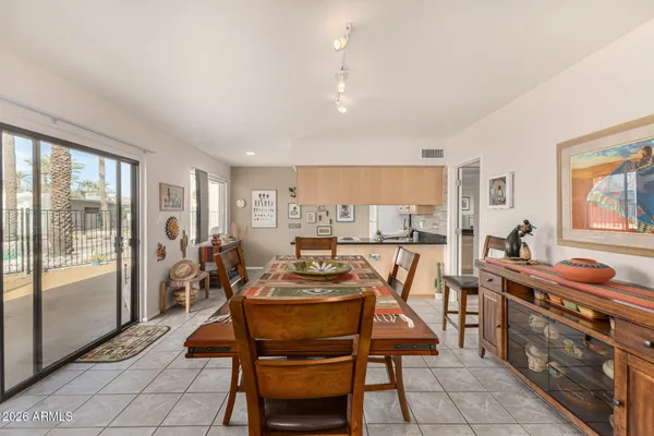 $319,900 | 1441 East Maryland Avenue, Unit 10, Phoenix, AZ 85014