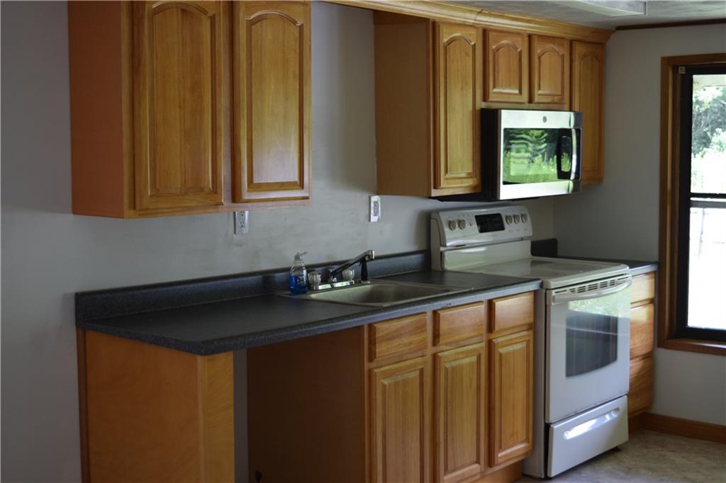168 Cole Road Sandy Lake, PA 16145 - Photo 4 of 25