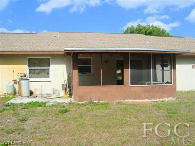 18281 Sycamore Road Fort Myers, FL 33967 - Photo 2 of 7 Gallery Image 2
