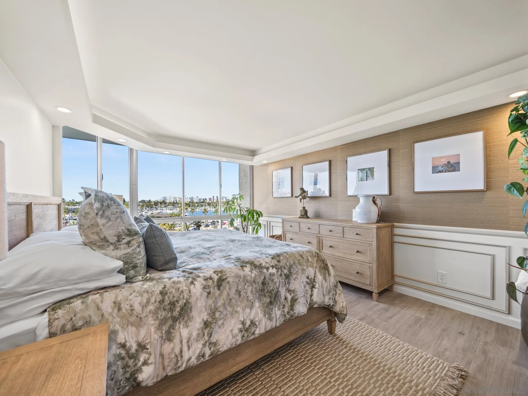 1750 Avenida Del Mundo, Unit 404 Coronado, CA 92118 - Photo 26 of 55