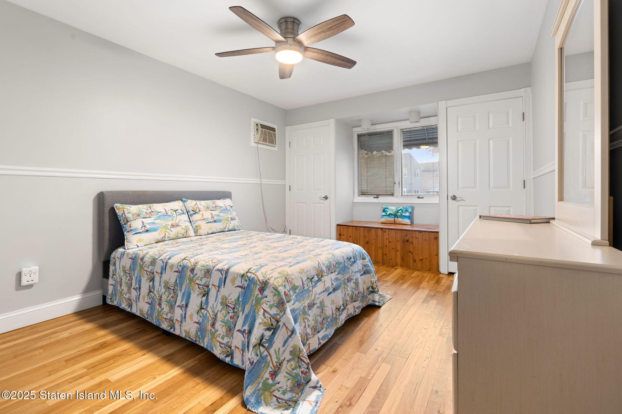 20 Helene Court Staten Island, NY 10309 - Photo 13 of 31 BEDROOM 2