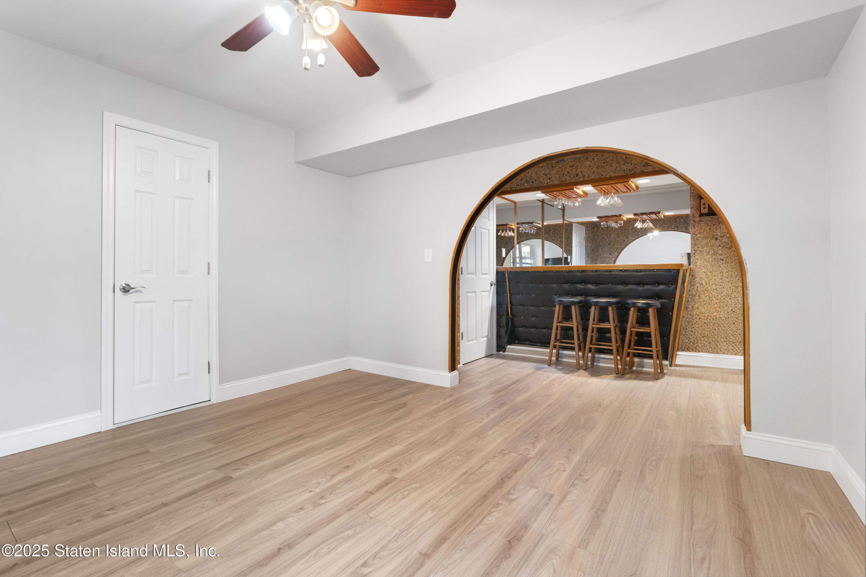 20 Helene Court Staten Island, NY 10309 - Photo 26 of 31 dsc04821