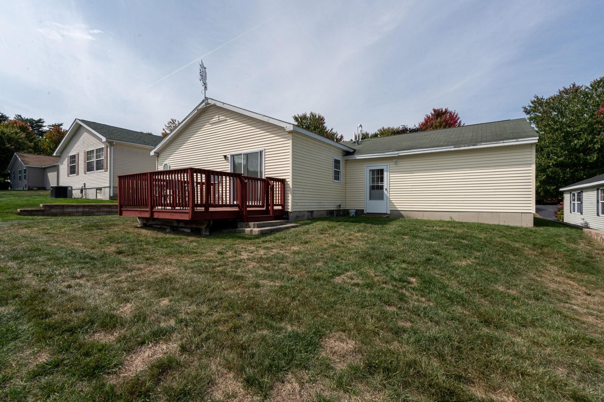 39 Serenity Way Manchester, NH 03104 - Photo 21 of 33