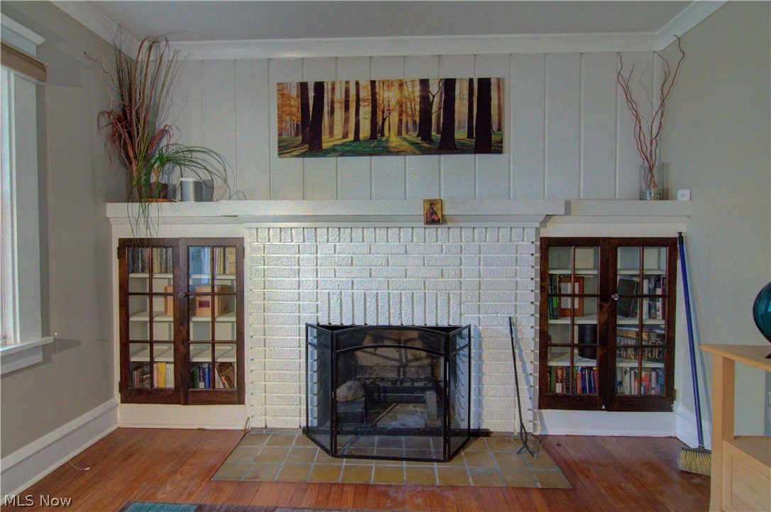 1687 Crest Road Cleveland Heights, OH 44121 - Photo 5 of 35