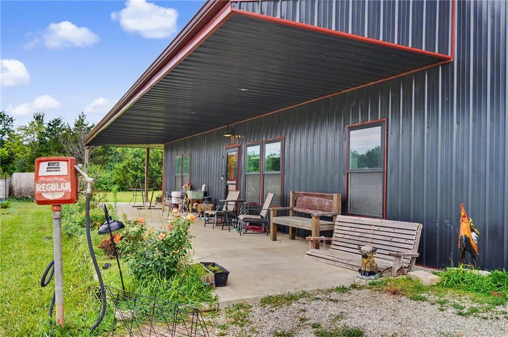 2216 Eisenhower Road Ottawa, KS 66067 - Photo 5 of 54