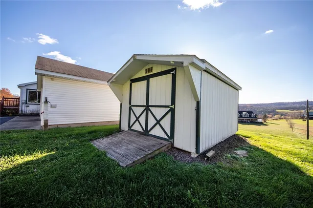 $327,500 | 552 County Hwy Mount, Mount Upton, NY 13809