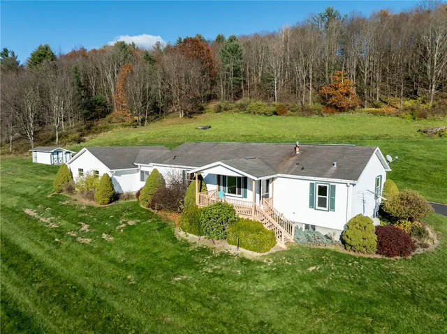 $327,500 | 552 County Hwy Mount, Mount Upton, NY 13809