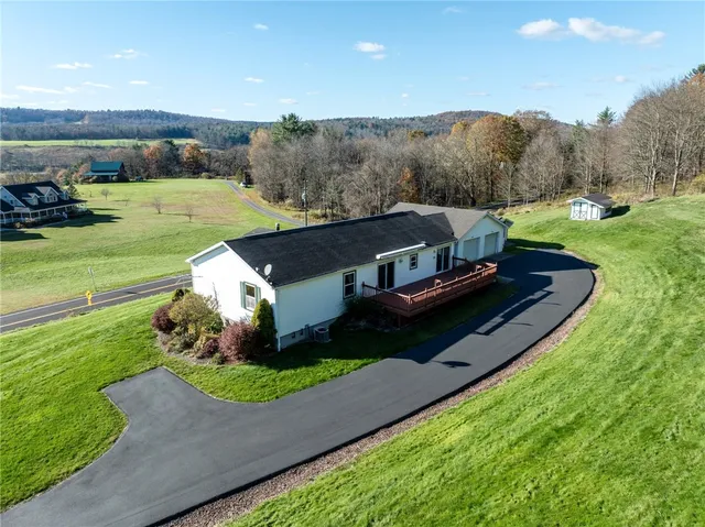 $327,500 | 552 County Hwy Mount, Mount Upton, NY 13809