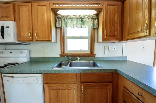 $327,500 | 552 County Hwy Mount, Mount Upton, NY 13809