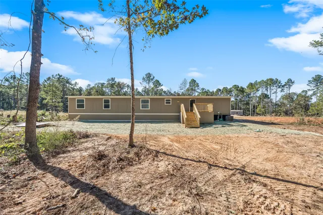 a view of a outdoor space