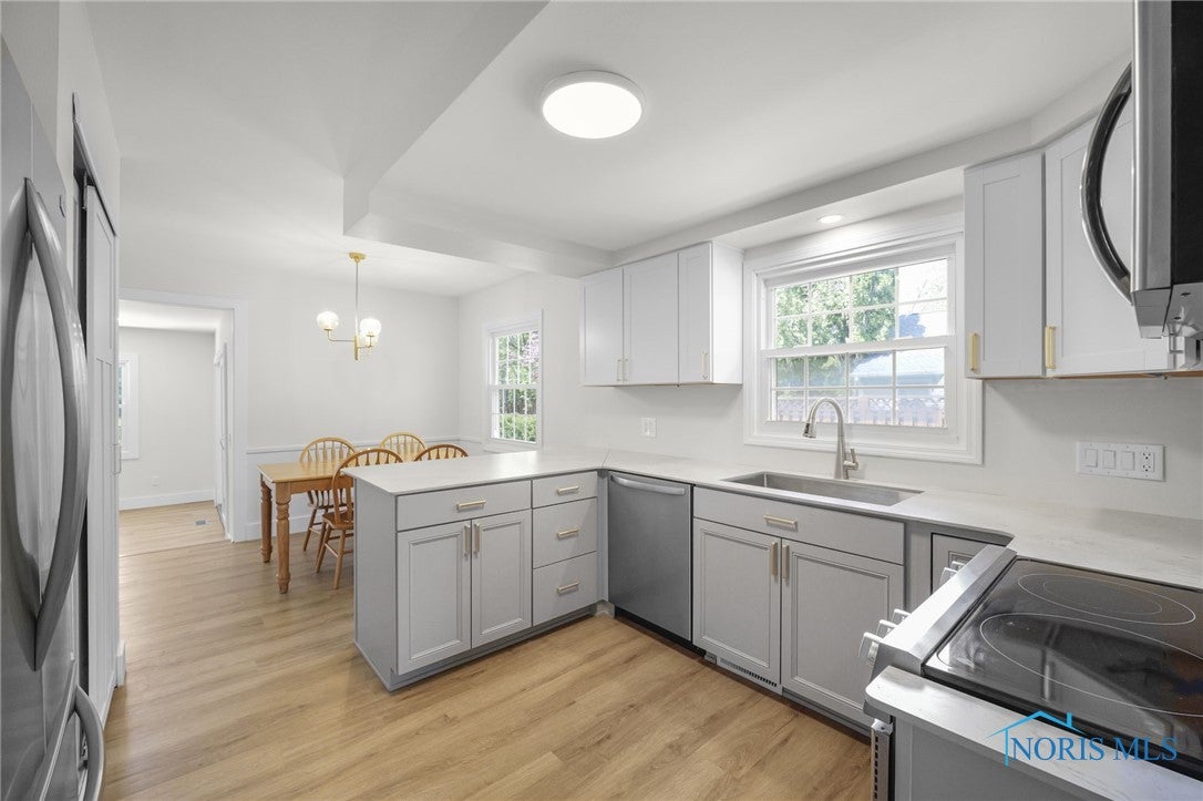 395 Canal Road Waterville, OH 43566 - Photo 12 of 42 Gallery Image 12
