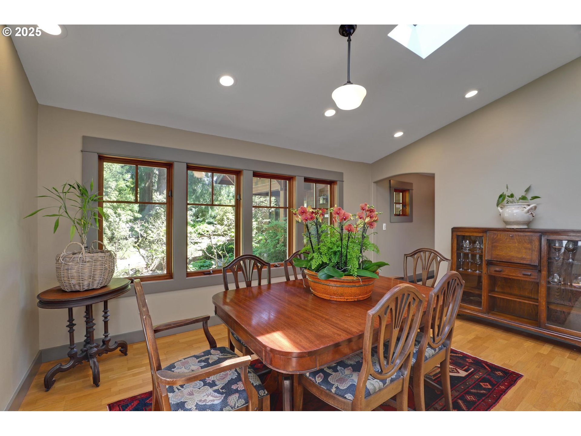 1690 Southwest Midvale Road Portland, OR 97219 - Photo 13 of 46 Gallery Image 13