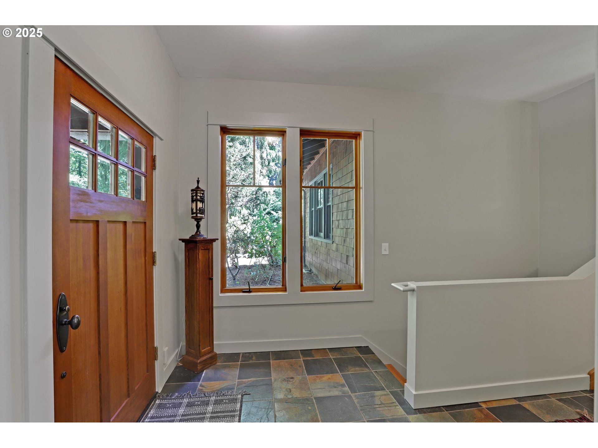 1690 Southwest Midvale Road Portland, OR 97219 - Photo 5 of 46 Gallery Image 5