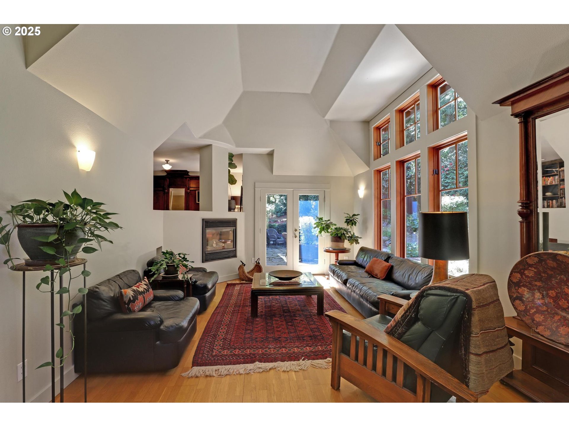 1690 Southwest Midvale Road Portland, OR 97219 - Photo 7 of 46 Gallery Image 7